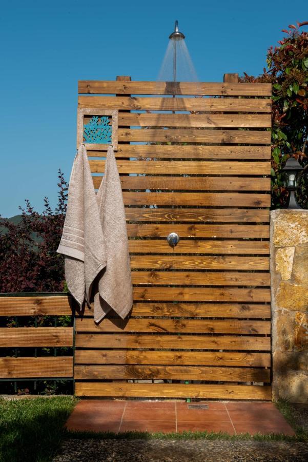 Dandy Villas Nea Roda - Melodic Waves - Private - Pool - Parking - Cellar Exterior foto